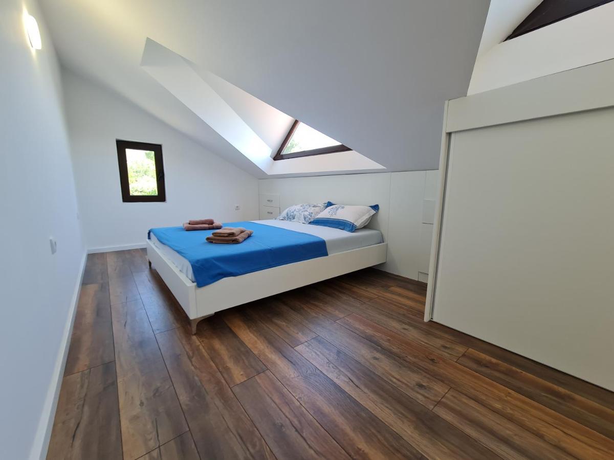 Luxury Penthouse With Panoramic View Leilighet Ulcinj Eksteriør bilde